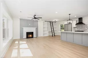 2200 Hathaway Dr, Greensboro, NC 27408 - Photo 7