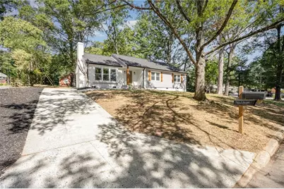 2200 Hathaway Drive, Greensboro, NC 27408 - Photo 29