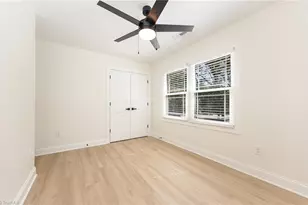 2200 Hathaway Dr, Greensboro, NC 27408 - Photo 23