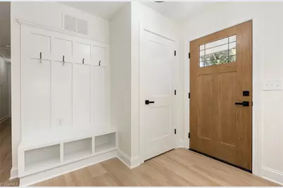 2200 Hathaway Drive, Greensboro, NC 27408 - Photo 5