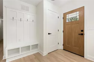 2200 Hathaway Dr, Greensboro, NC 27408 - Photo 5