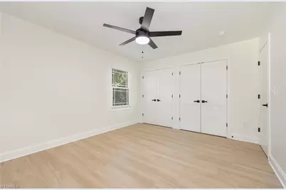 2200 Hathaway Drive, Greensboro, NC 27408 - Photo 15