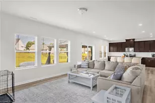 218 Braeburn Dr, Graham, NC 27253 - Photo 5