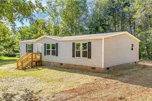 324 Center Ln, Thurmond, NC 28683 - Photo 5