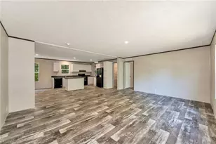 324 Center Ln, Thurmond, NC 28683 - Photo 15