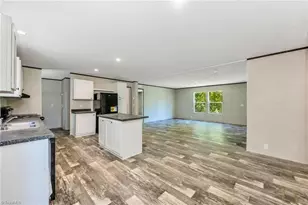 324 Center Ln, Thurmond, NC 28683 - Photo 19