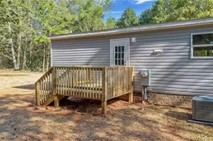 324 Center Ln, Thurmond, NC 28683 - Photo 9