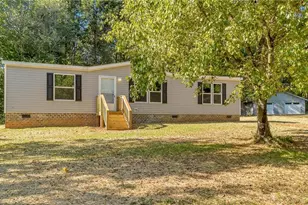 324 Center Ln, Thurmond, NC 28683 - Photo 1