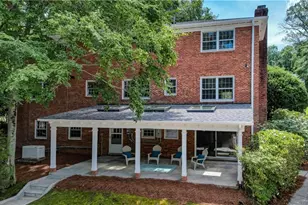 42 Kemp Rd E, Greensboro, NC 27410 - Photo 31