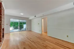 42 Kemp Rd E, Greensboro, NC 27410 - Photo 23