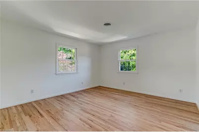 42 Kemp Road E, Greensboro, NC 27410 - Photo 25