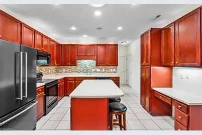 7 Patrick Henry Way, Greensboro, NC 27410 - Photo 13