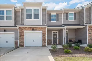 1236 Evelynnview Ln, Kernersville, NC 27284 - Photo 3