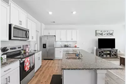 1236 Evelynnview Lane, Kernersville, NC 27284 - Photo 7