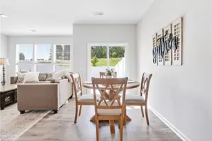 1236 Evelynnview Ln, Kernersville, NC 27284 - Photo 9