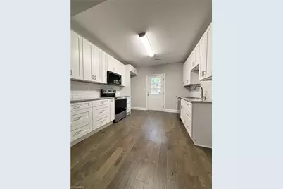 802 Montgomery Street, Reidsville, NC 27320 - Photo 5