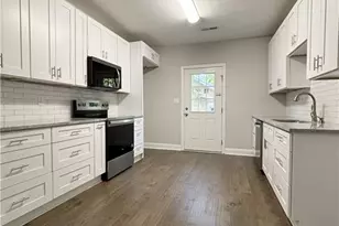 802 Montgomery St, Reidsville, NC 27320 - Photo 5