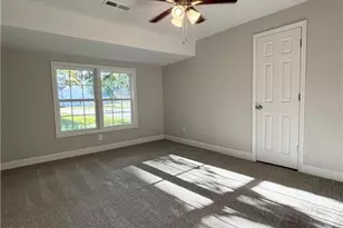 802 Montgomery St, Reidsville, NC 27320 - Photo 7