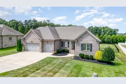 8204 Fortana Court, Oak Ridge, NC 27284 - Photo 3