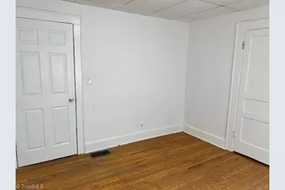 1703 Walker Avenue, Greensboro, NC 27403 - Photo 5