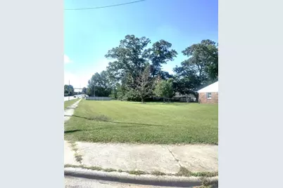 1528 Graves Avenue, High Point, NC 27260 - Photo 5