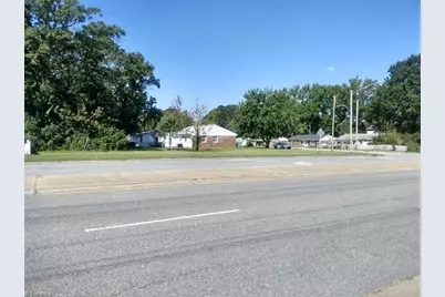 1528 Graves Avenue, High Point, NC 27260 - Photo 3