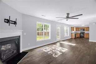 4514 Woodway Dr, Kernersville, NC 27284 - Photo 13