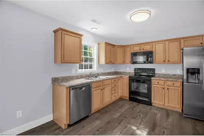 4514 Woodway Drive, Kernersville, NC 27284 - Photo 3