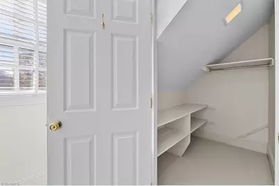 2 Saint Augustine Square, Greensboro, NC 27408 - Photo 37