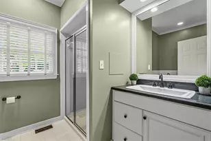 2 St Augustine Square, Greensboro, NC 27408 - Photo 25
