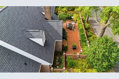 2 Saint Augustine Square, Greensboro, NC 27408 - Photo 43