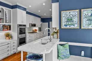 2 St Augustine Square, Greensboro, NC 27408 - Photo 13