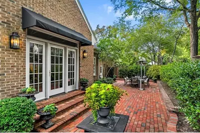 2 Saint Augustine Square, Greensboro, NC 27408 - Photo 39