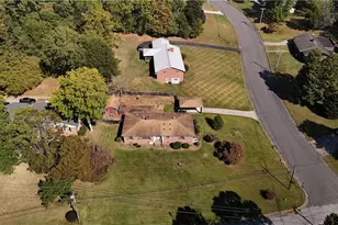 302 Lakewood Dr, Lexington, NC 27292 - Photo 21