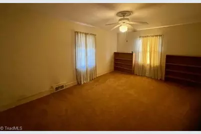 302 Lakewood Drive, Lexington, NC 27292 - Photo 15