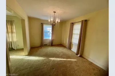 302 Lakewood Drive, Lexington, NC 27292 - Photo 5
