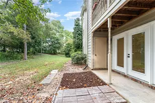 706 Glendale Dr, Greensboro, NC 27406 - Photo 15