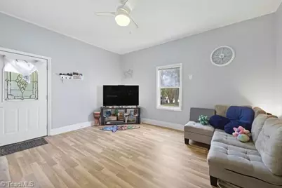 815 Milton Street, Greensboro, NC 27403 - Photo 3