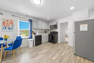 815 Milton Street, Greensboro, NC 27403 - Photo 25