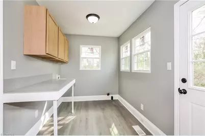 700 Ontario Street, Winston-Salem, NC 27105 - Photo 9