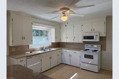 2820 Old Greensboro Road, Thomasville, NC 27360 - Photo 31