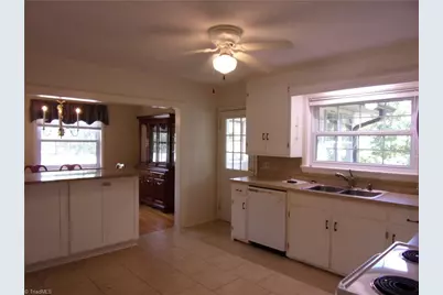 2820 Old Greensboro Road, Thomasville, NC 27360 - Photo 29