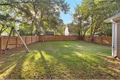 3815 Pineway Drive, Greensboro, NC 27405 - Photo 29