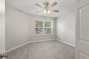 3815 Pineway Dr, Greensboro, NC 27405 - Photo 19