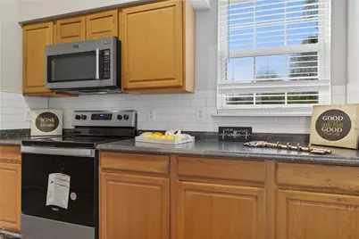 3815 Pineway Drive, Greensboro, NC 27405 - Photo 7