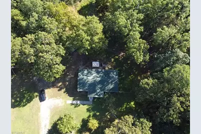 170 Garrett Lane, Thomasville, NC 27360 - Photo 7