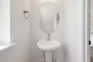 4091 Stallion St, High Point, NC 27262 - Photo 5