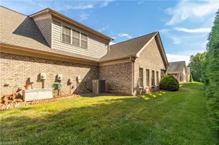 6901 Stone Gables Dr, Thomasville, NC 27360 - Photo 31