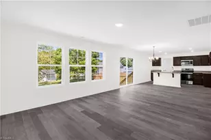 17 Grace Dr, Thomasville, NC 27360 - Photo 5