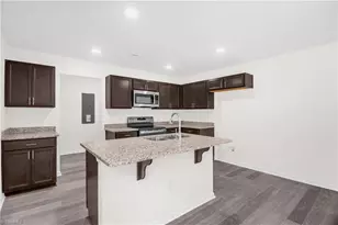 17 Grace Dr, Thomasville, NC 27360 - Photo 11